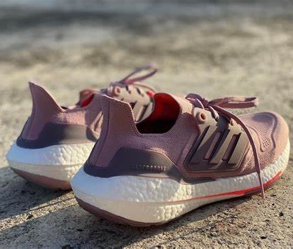 Adidas Ultraboost 22